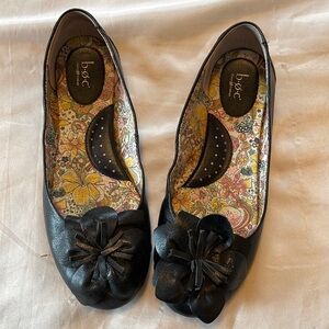 b.o.c by Born Oriana black flats with flowers on toes